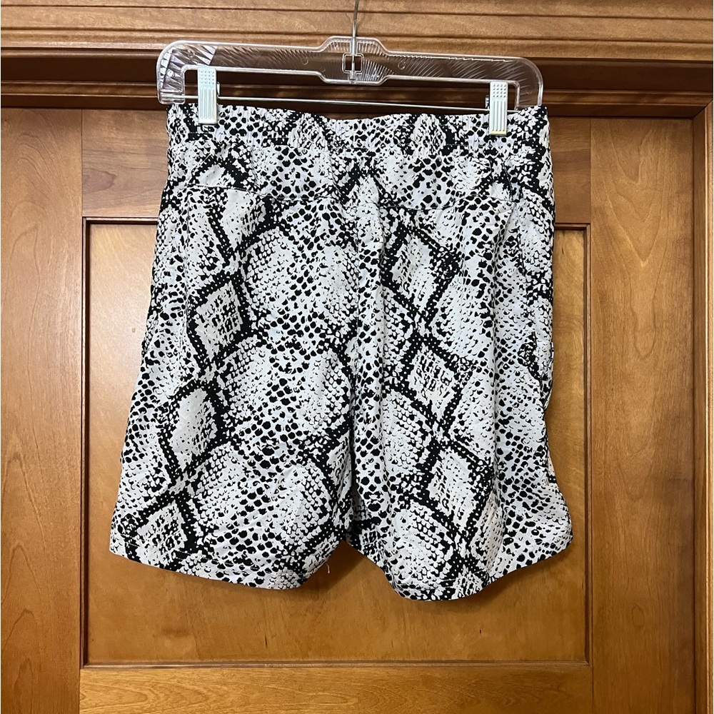 Balance Athletica Vitality Men’s Athletic Shorts Size Small Snake Print - Picture 4 of 7